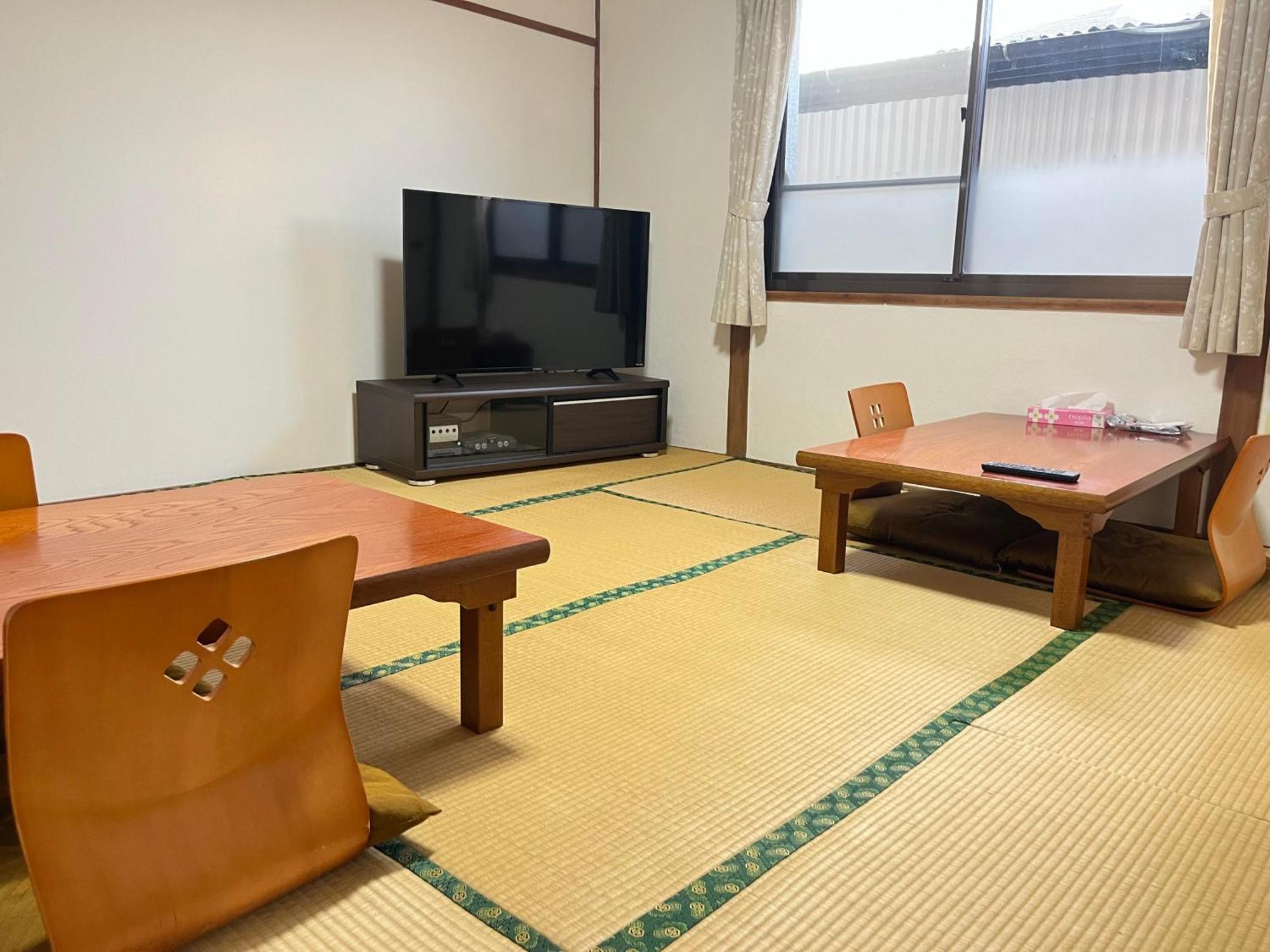 ゲストハウスまちかど Guest House Machikado إيبوسوكي المظهر الخارجي الصورة